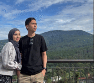 Pemandangan Gunung Tangkuban Perahu dari Balkon Qion's Villa
