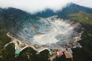 Tangkuban Perahu