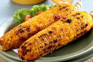 Jagung bakar pedas, gurih, manis yang lezat