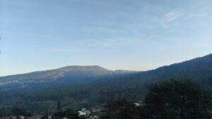 Pemandangan gunung tangkuban perahu dari Qions Villa