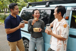 Road trip antar kota dan kuliner dengan sahabat