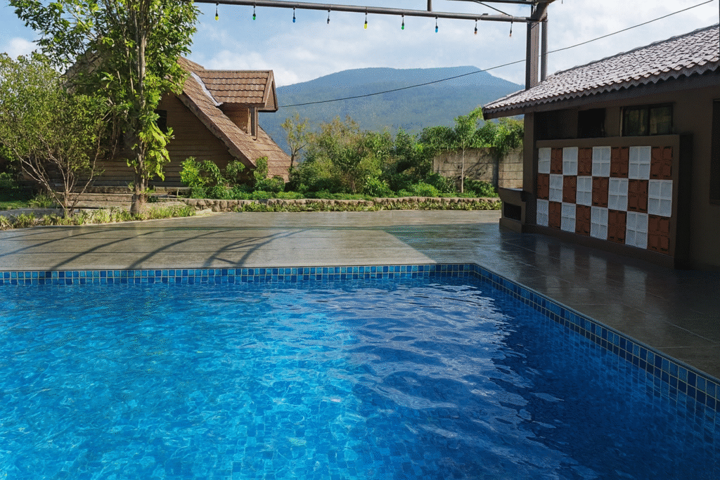 Kolam renang Qion's Villa yang bersih untuk bermain dengan anak