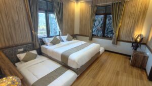 Story time di kamar villa yang nyaman