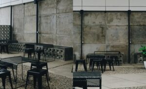 Suasana cozy dan santai di Sena Coffee Lembang