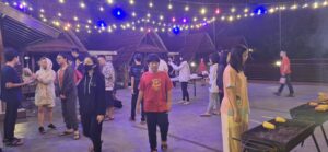 BBQ malam bersama keluarga