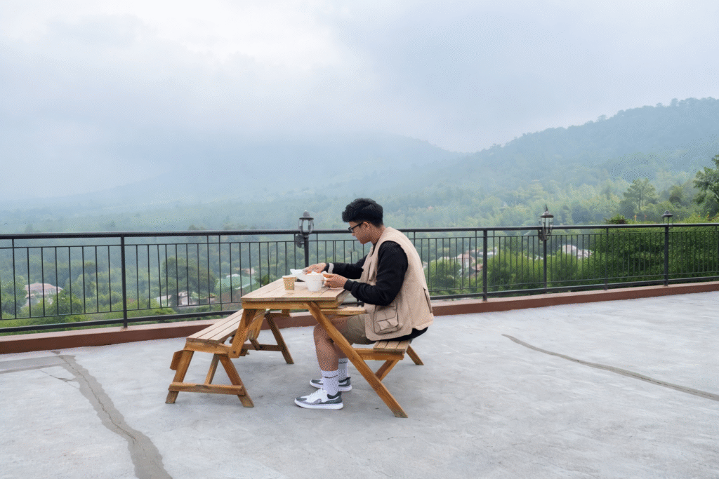 Review Staycation di Qion's Villa Lembang ala Shrul Gunawan