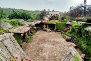 Rumah Hobbit di Farmhouse Susu Lembang