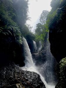 Salah satu air terjun di Curug Tilu Leuwi Opat