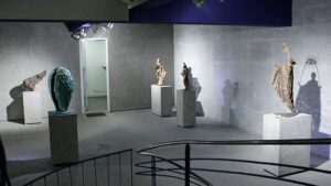 Suasana museum dan galeri seni
