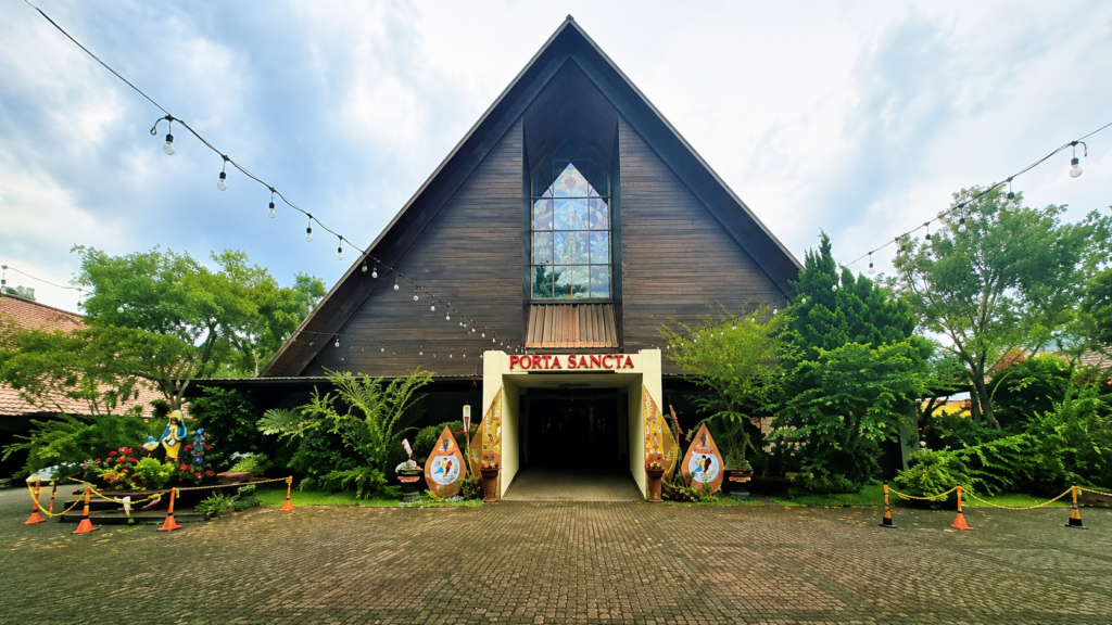 Misa Tirakatan Subang & Staycation Lembang buat Akhir Pekan