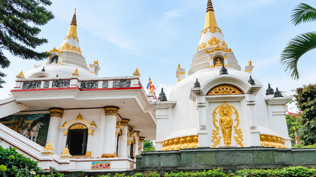 Vihara Vipassana Graha, Sisi Tenang Lembang yang Menarik