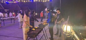 BBQ di malam hari