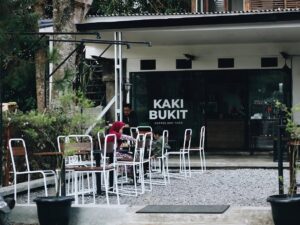 Suasana pagi hari di Kaki Bukit Coffee