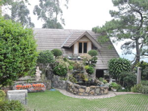 Tampak depan tipe villa Camelia